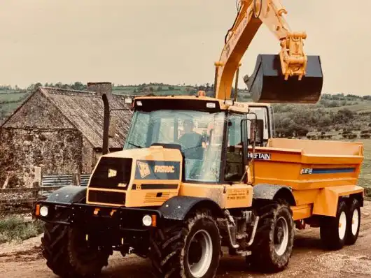 Chieftain commercial drawbar low loader