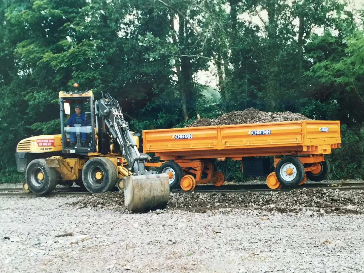Chieftain rail and forestry trailer
